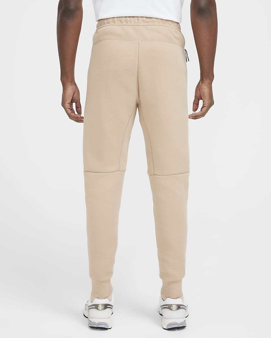 Nike joggers beige sale